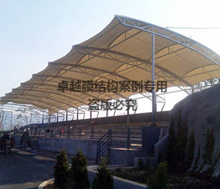 山東濟南市歷城區體育場看臺膜結構